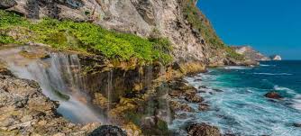 Air Terjun Peguyangan, Nusa Penida Bali