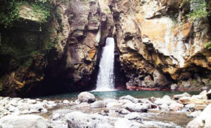 Air Terjun Tembok Barak