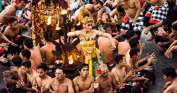 Tari Kecak Bali