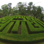 Taman Labirin Coban Rondo